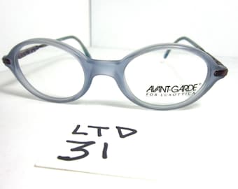 Vintage 90s AVANTE GARDE For Luxottica Blue Small Size Eyeglass Frame (petite fit) (LTD-31)