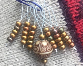 Perfect Gift for KNITTERS! Set of 7 Knitting Stitch Markers