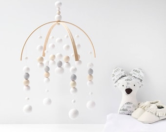 White Nursery Mobile. White Baby Mobile. Baby Crib Mobile. Nursery Cot Mobile. Gender Neutral Felt Ball Mobile White and Grey Ceiling mobile