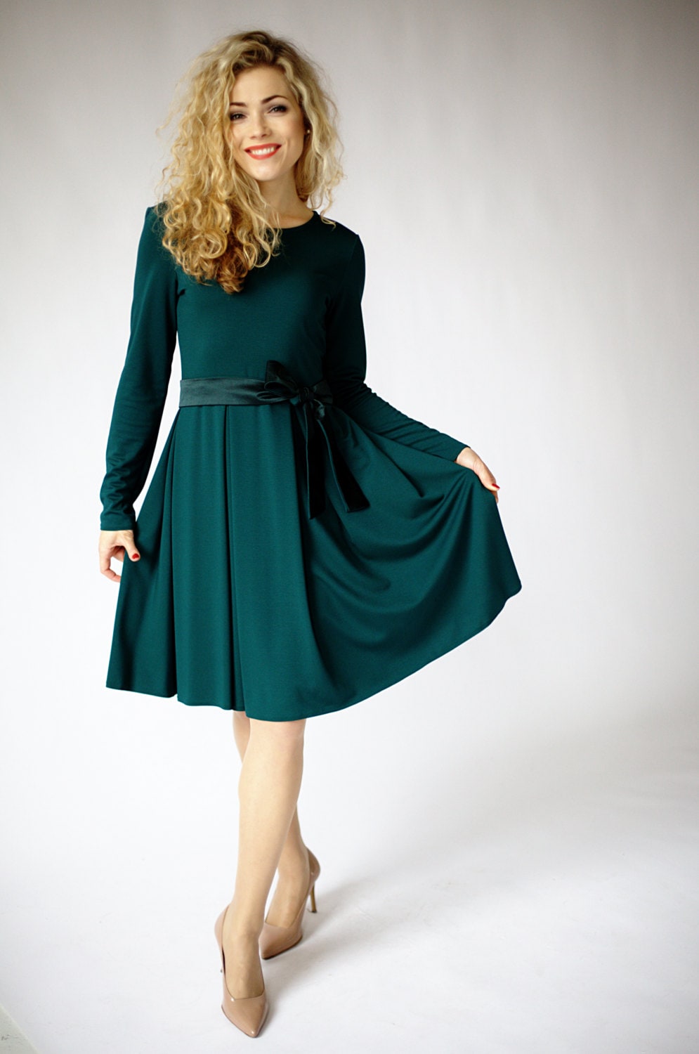 green-dress-long-sleeve-dresses-for-women-fit-and-flare