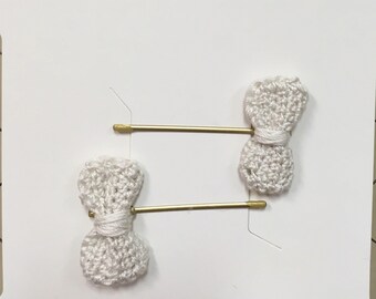 Crochet bow bobby-pins