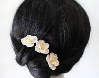 White Magnolia - Flower Hair Clips. Flower Accessories - Magnolia Wedding Hair Accessories, Wedding Hair Flower Hair - set