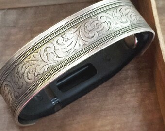 Fitbit Flex Bracelet Replacement Silver Heirloom size Medium