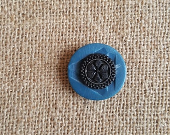 Upcycled Fridge Magnet Jewelry Found Objects buttons - Strong Refrigerator Magnet Vintage Jewelry Bits Kitchen Decor Magnets Handmade Art