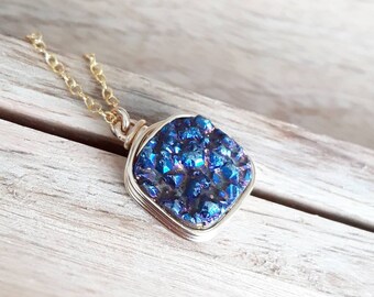 Genuine Druzy / Blue Druzy Pendant/Druzy Necklace / Druzy Jewelry / Gifts for Her/Free Shipping Canada /Ready to Ship