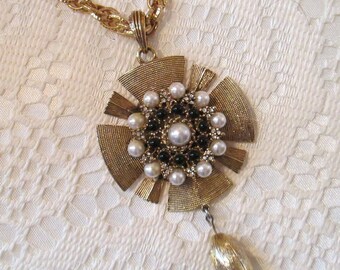 Vintage GemCraft Maltese Cross Black & White Medallion Necklace