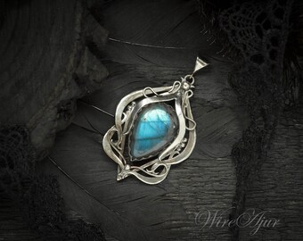 Wire wrapped silver pendant anniversary gift for girlfriend Mother's Day gift for women elven art nouveau necklace labradorite pendant