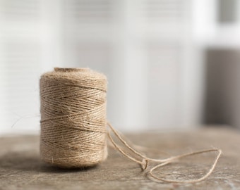 Jute twine - Natural color jute cord - Rustic packaging string - Gift wrapping yarn spool - Twisted kraft cord - Gift wrap