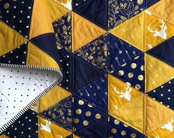 Triangle Quilt, Modern Quilt, Modern Baby Quilt, Baby Blanket, Lap Quilt