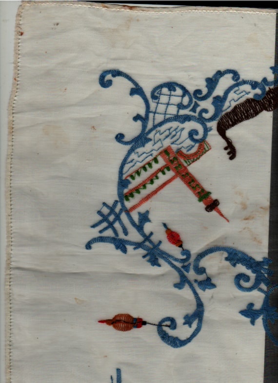 Embroidered Scarf or Table Covering with Asian Theme + lanterns, temples, boats + Vintage