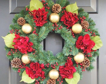 Christmas Hydrangeas, Evergreen Christmas Wreath, Hydrangea Wreaths, Holiday Home Decor, Traditional Christmas, Red