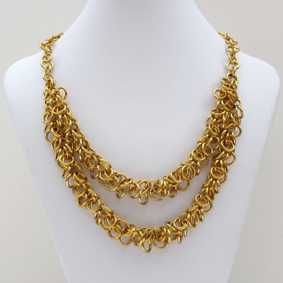 Clearance 40% off Chain mail shaggy loops necklace in gold