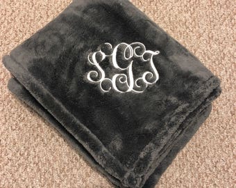 FREE Monogram Fuzzy Fleece Sherpa like balnket throw for the home soft minky