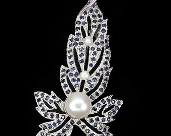2ctw Blue Sapphire and Pearl Sterling Silver Brooch