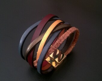 At the fireplace, multi-links, magnetic clasp Leather Bracelet