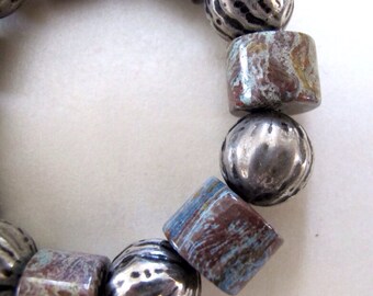 Bracciale in pietra