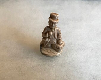 English Wade Dr. Foster Figurine