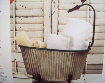 Garden Hose Footed Bin