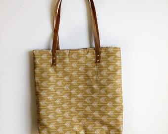 Mustard arrow simple tote