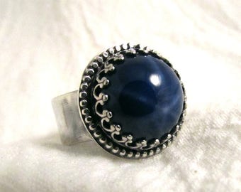 Star Sapphire and Sterling statement ring, 4.75