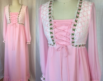 1970's MAXI dress /Size S / Baby Pink Hippie Boho Corset Front Dress, Romantic Flower Power Bridesmaid Formal Lace Sheer Gown