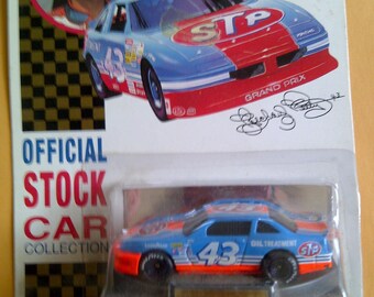 Nascar 43 STP Richard Petty 1/64th new on card