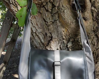 Convertible backpack messenger bag