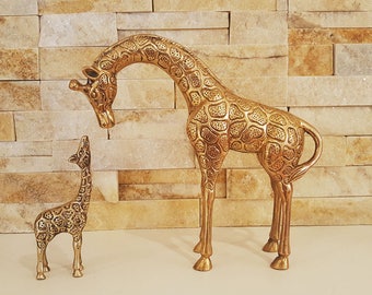 Vintage, Vintage Brass, Giraffe Figurines,brass giraffe, brass figurine, Giraffe with a baby, Brass decor, Brass,