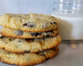 The BEST Keto Chocolate Chip Cookies! - Sugar-Free, Gluten-Free, Low-Carb, and Diabetic Friendly Cookies