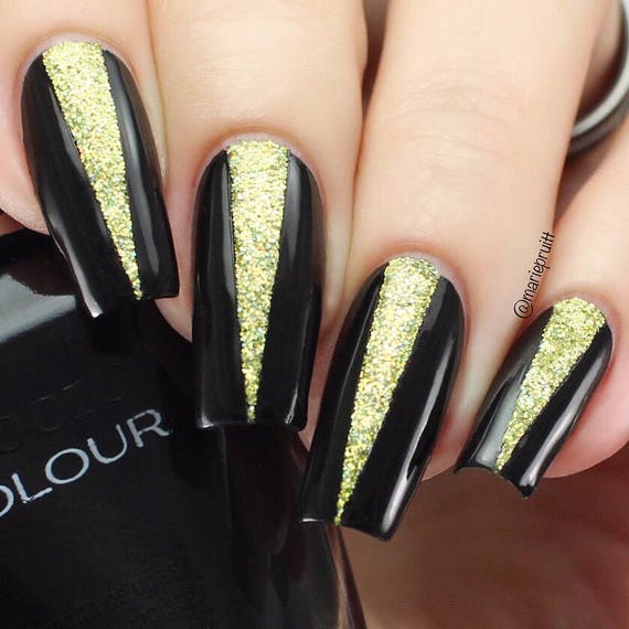 Single Triangle Nail Art Stencils For Long Nails/ Triangles Are 26mm Single triangle nail art stencils for long nails/ Triangles are 26mm long/ Nail art vinyls/ Geometric nail stencils/ Nails/ Nail design from ... - Single Triangle Nail Art Stencils For Long Nails/ Triangles Are 26mm