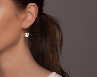 Gold or Silver Small Delicate Earrings I Minimal Earrings I Dainty Earrings I Delicate Earrings I Hammered Disc Earrings I Simple Earrings