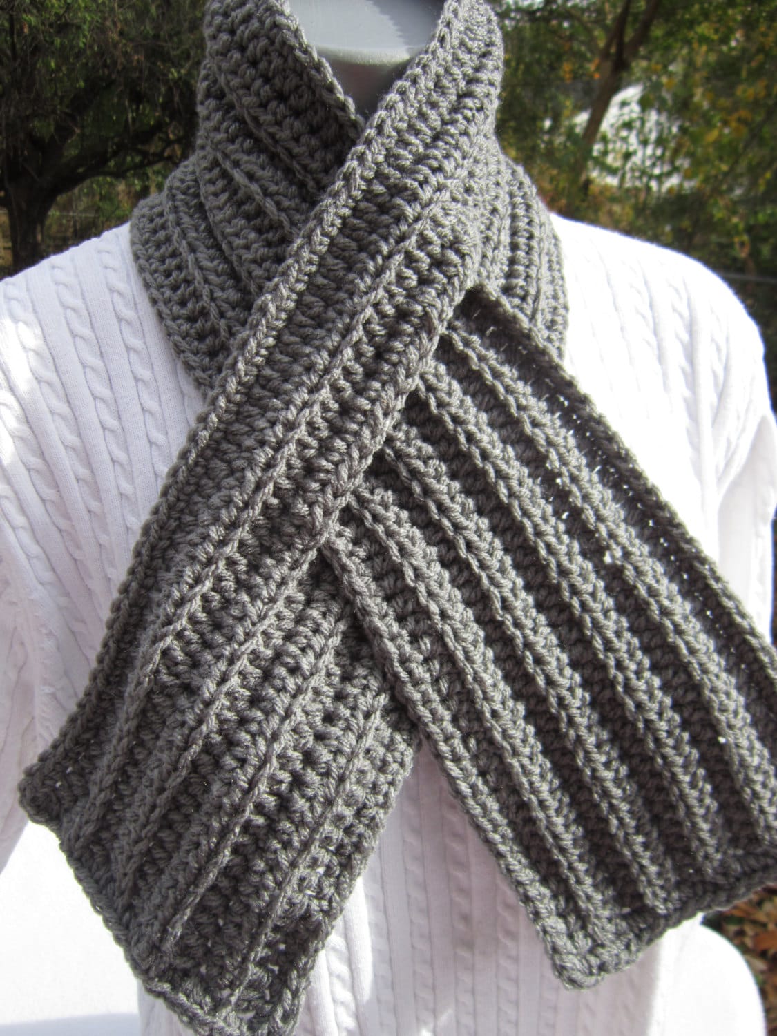 Ribbed Neckwarmer with Slit Crochet Unisex Keyhole Scarf