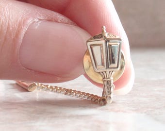 Carriage Lamp Tie Tack Gold Tone with Clutch Vintage V0635
