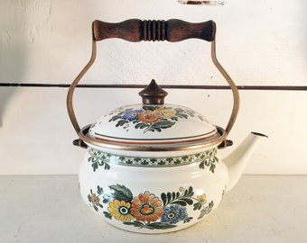 Vintage West German Asta Patterned Enamelware Kettle by Fissler/Farmhouse Kitchen Fissler German Floral Enamel Kettle/Shabby Chic Teapot