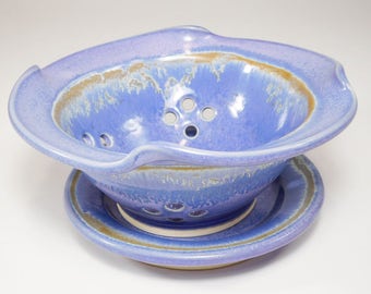 Berry Basket - Small Pottery Berry Bowl - Ceramic Colander - Berry Bowl Colander - Fruit Bowl - Clay Berry Basket - In Stock