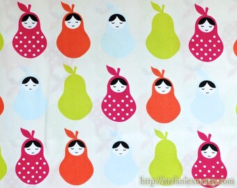 Lovely Chic Pear Fruit Polka Dots Matryoshka Nesting Dolls On Cream - Cotton Fabric (Fat Quarter)