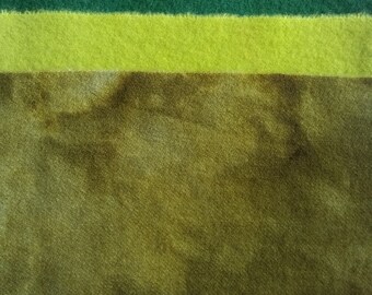 Leaf Green Hand dyed wool bundle ~ 4 fat 16ths