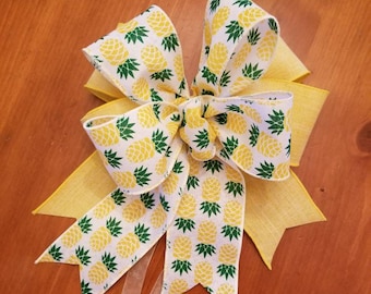 Pineapple and Yellow Bow