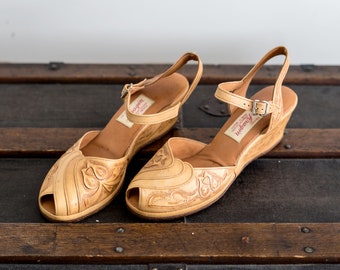 1940’s tooled leather heels. wedges. 40 brown shoes. Peep toe sandals. 8