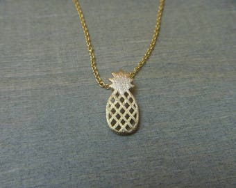 Golden delicious pineapple necklace