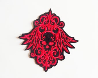 Skull and arabesques embroidery patch