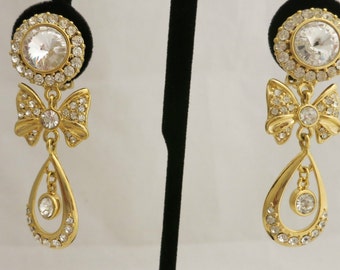 1990’s Stunning Nordstrom Crystal & Cubic Zirconia Drop Clip on Earrings