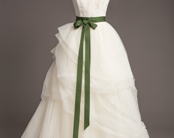 Pine Green Wedding Sash - 1.5" - Romantic Luxe Grosgrain Ribbon Sash - Wedding Belt, Bridal Sash, Bridal Belt - Wedding Dress Sash