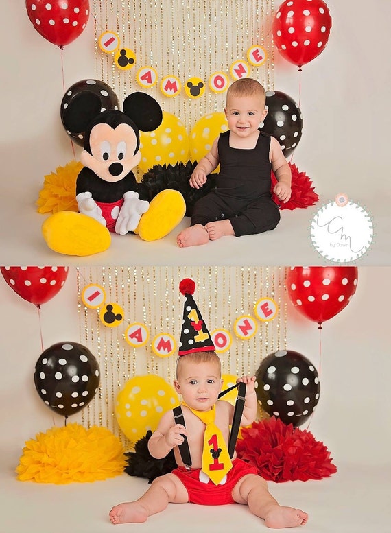 mickey mouse birthday 1st baby boy shoot decor backdrop table poms props pom dessert cake fotos decoracion decorations theme fiestas