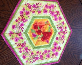 Quilted Flower Table Mat