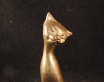 Vintage metal sitting cat figurine