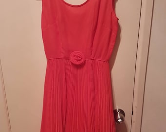 Vinage Pink Pleated Dress