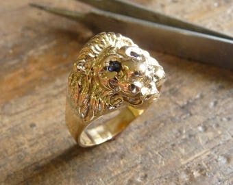 Ring gold Marjan Sapphire eyes lion head