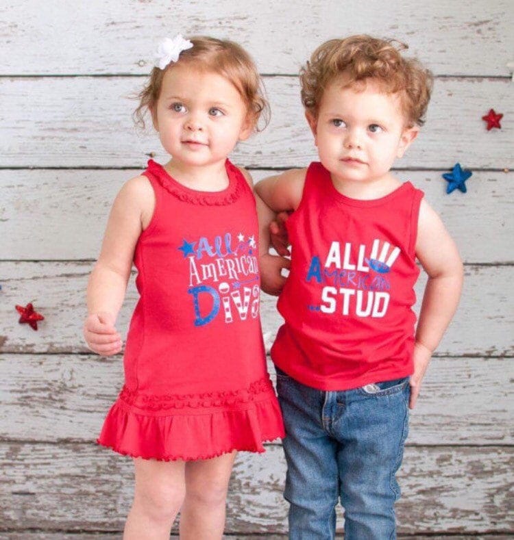 sibling photo outfit ideas