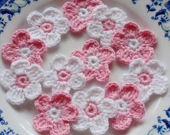12 Crochet Flowers In White, Pink YH - 027-07